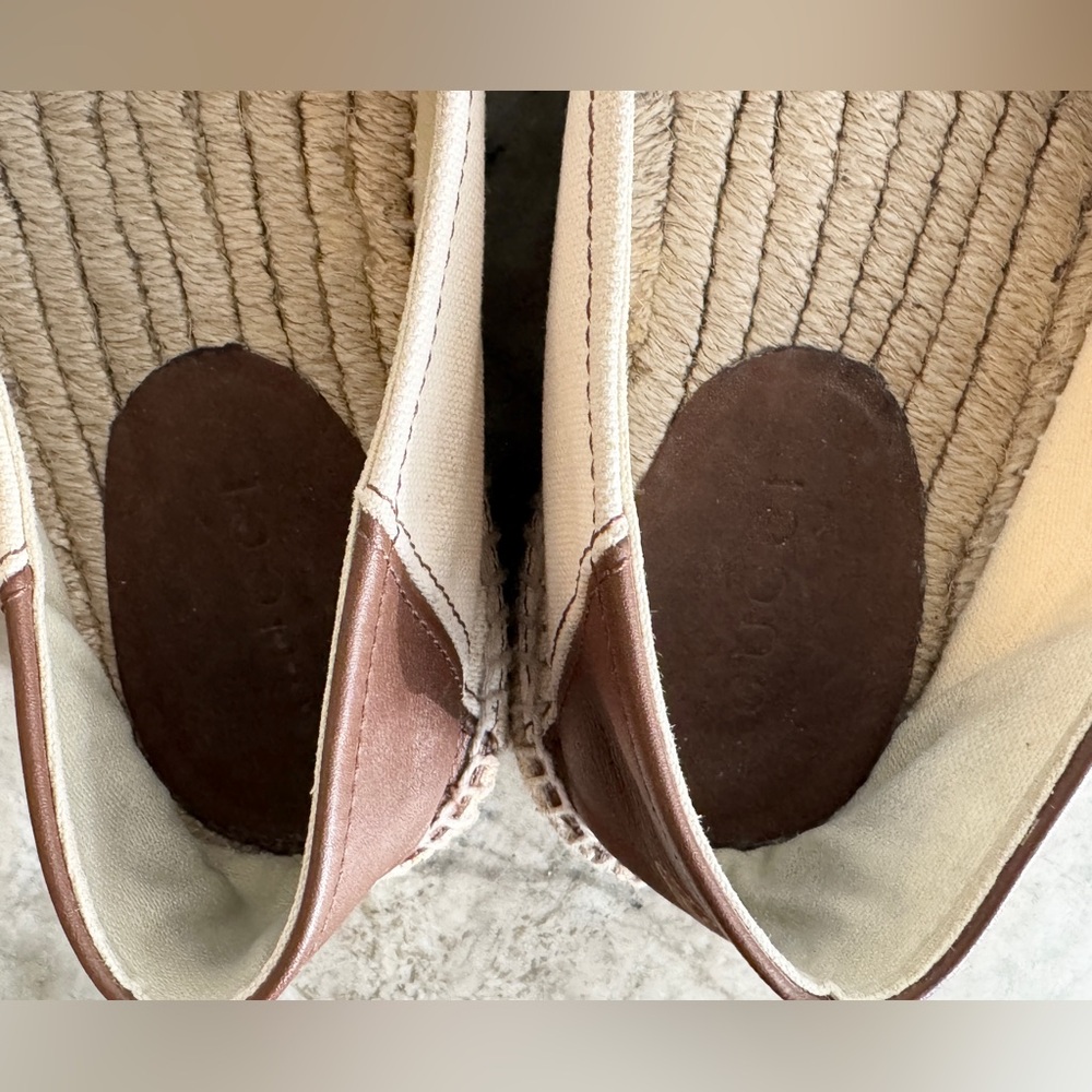 GUCCI Espadrilles Beige/ Cream Canvas With Web & Logo Leather Trim  7  / 7.5 US - Picture 9 of 13